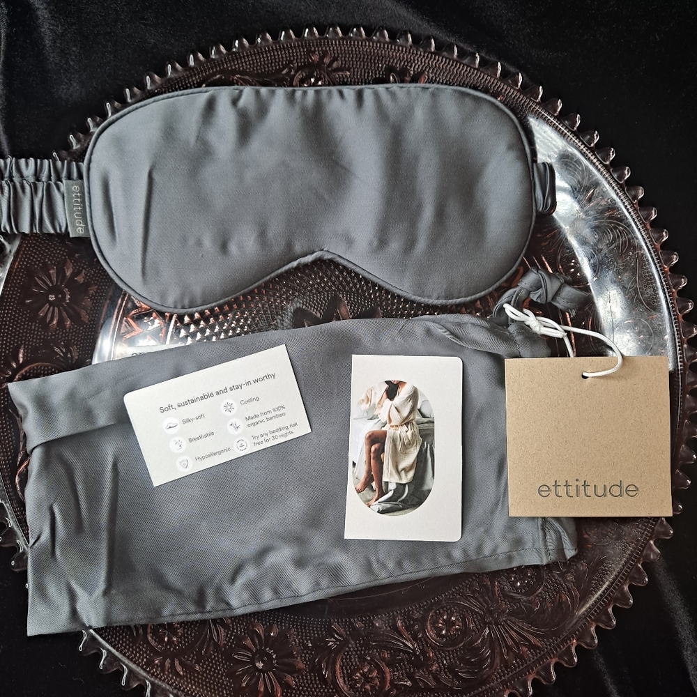 TWO Ettitude Luxury Bamboo Sleep Masks+ Travel Bags - Picture 4 of 6